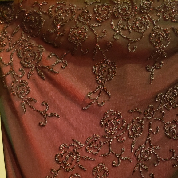 Women's Sleeveless Beaded Cocktail Dress - Picture 3 of 6